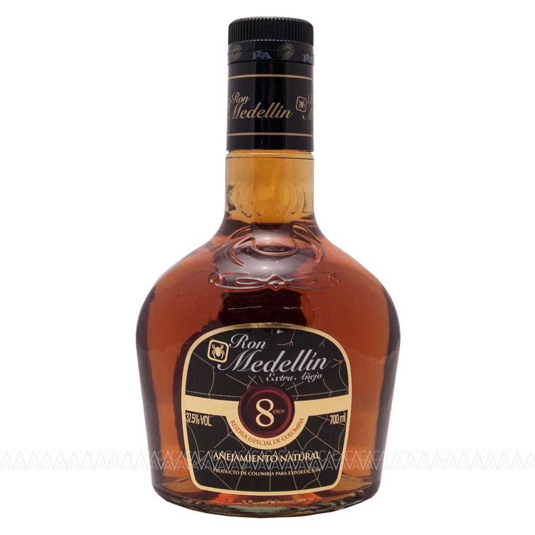 Medellin Extra Anejo 8 Years Old Rum 700ml